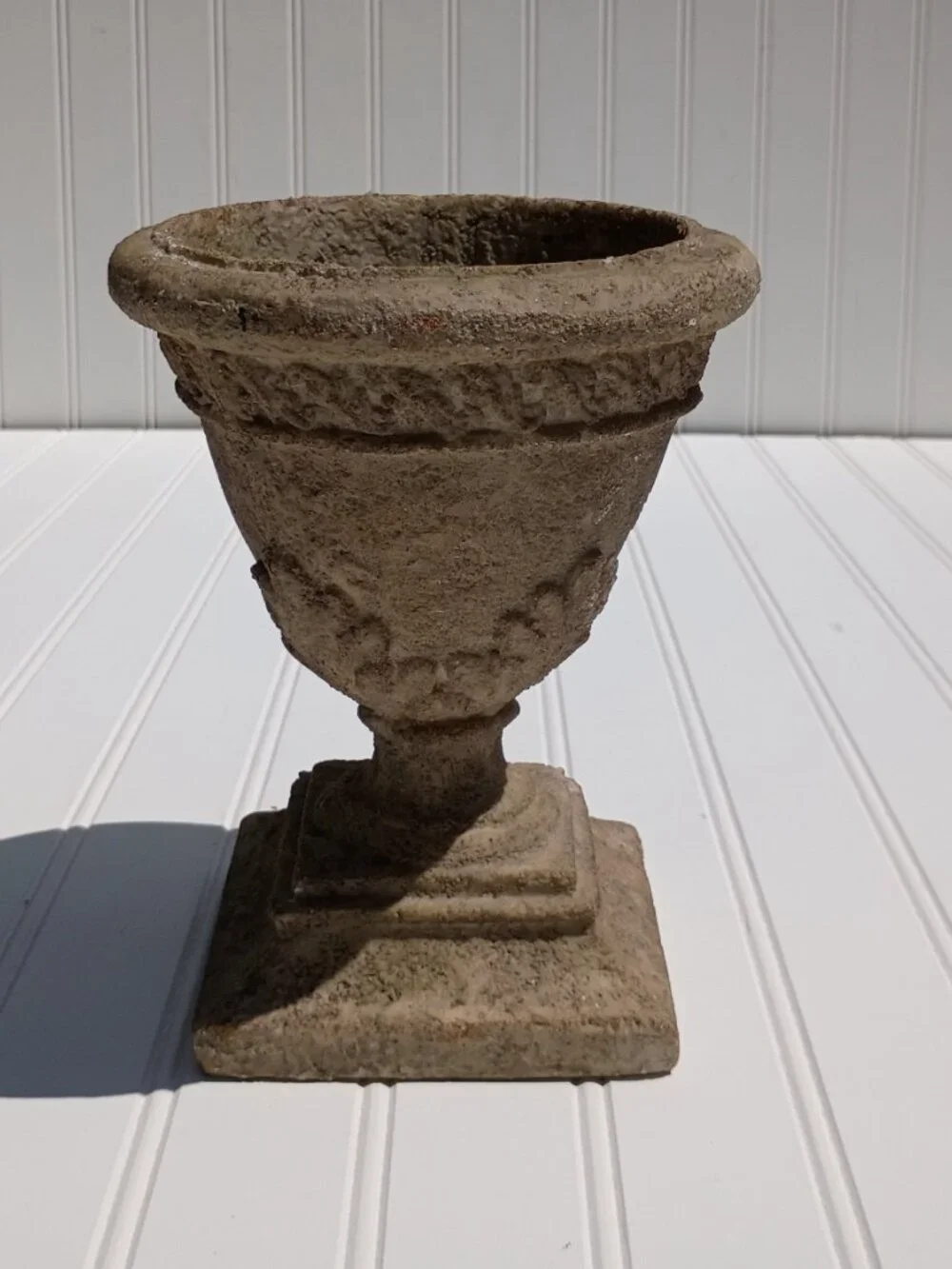 Vintage Style Decorative Urn Vase 8-inch Lightweight Resin Cement Look Old World